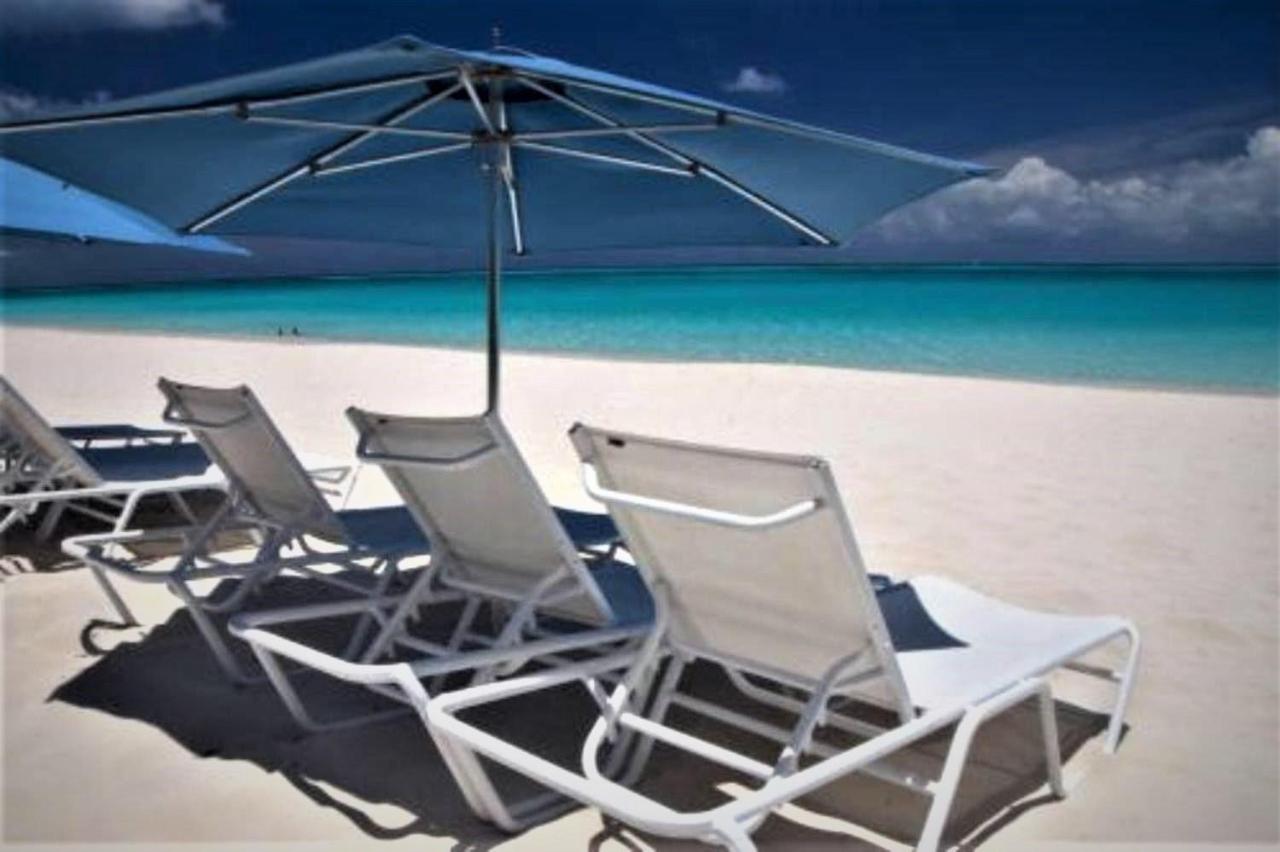 Villa Renaissance Unit 205 Grace Bay Beach Kültér fotó